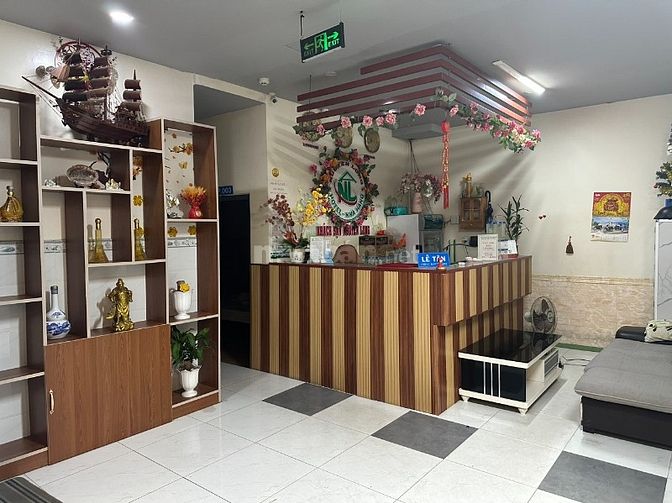 BÁN KHÁCH SẠN NGAY TRUNG TÂM HUYỆN THÁP MƯỜI