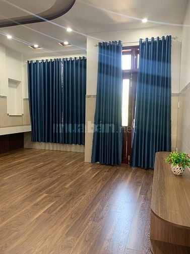 Cần bán nhà mặt tiền 153 Cao Hồng Lãnh, phường Hòa Quý, quận Ngũ Hành
