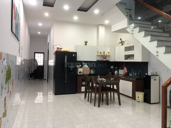 Bán nhà 2 tầng Trương Vĩnh Ký thuộc Nam Cẩm Lệ.