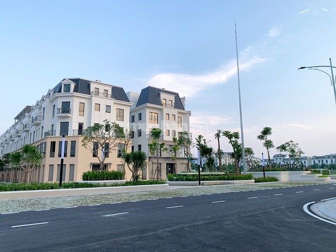 Dãy Nhà Phố Liền Kề Sở Hữu Ngay Chỉ Với Hơn 1 Tỷ