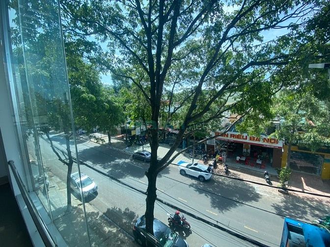 Bán nhà mới, đẹp, chính chủ và kinh doanh mọi ngành nghề