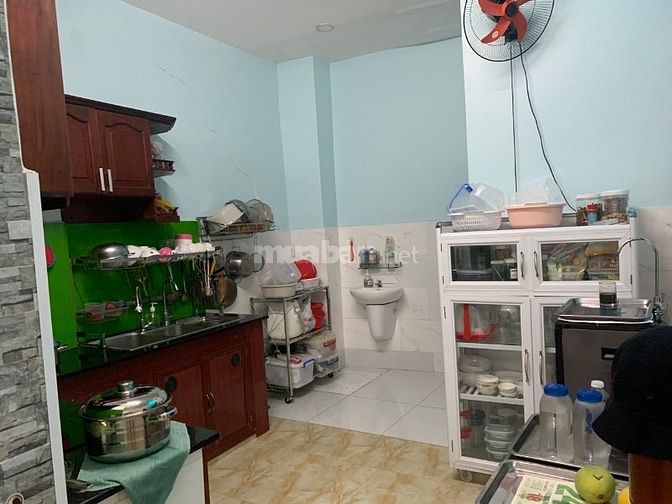 Nhà mt Trần Bá Giao 3.6x19 nở hậu 4.3m công nhận 60 m đúc 1L 3PN 2wc 