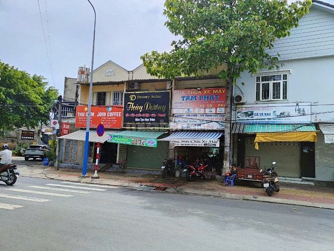 Bán MBKD ngang 13m MT Trần Quang Khải, Phường Đông Hòa