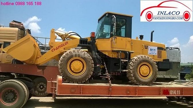 Chở máy công trình giá rẻ