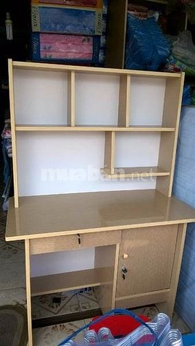 Bàn học được thiết kế đơn giản với ngăn bàn rộng 33154123 Bàn học được thiết kế đơn giản với ngăn bàn rộng
