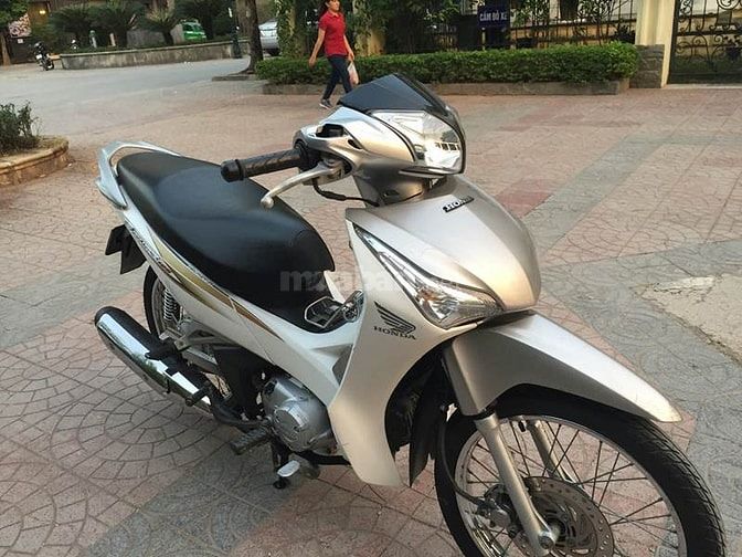 Future 125 FI đời mới màu trắng -217 35660299 Future 125 FI đời mới màu trắng -217