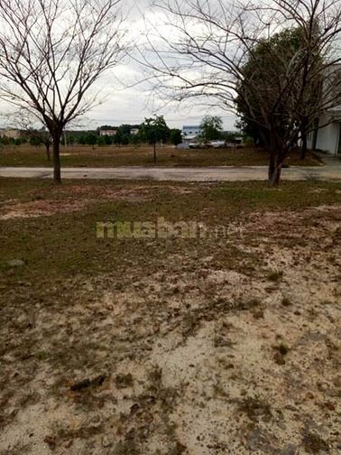 Tôi bán lại 300m2 đất 575 triệu. Thổ cư 100%, shr 36355356 Tôi bán lại 300m2 đất 575 triệu. Thổ cư 100%, shr