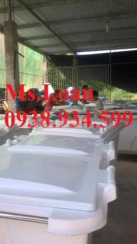 Chuyên cung cấp xe đẩy rác 660 lít,1000 lít với chất liệu nhựa HPDE 36836397 Chuyên cung cấp xe đẩy rác 660 lít,1000 lít với chất liệu nhựa HPDE