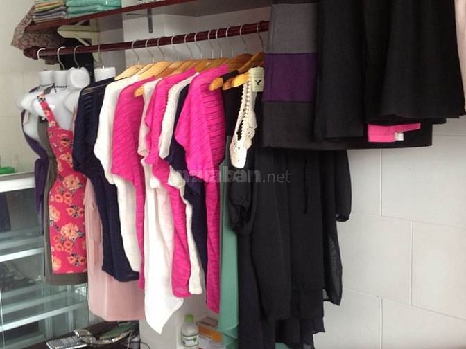 Đóng sỉ giá nguyên lô cực rẻ các mẫu áo phông váy đầm 36903592 Đóng sỉ giá nguyên lô cực rẻ các mẫu áo phông váy đầm