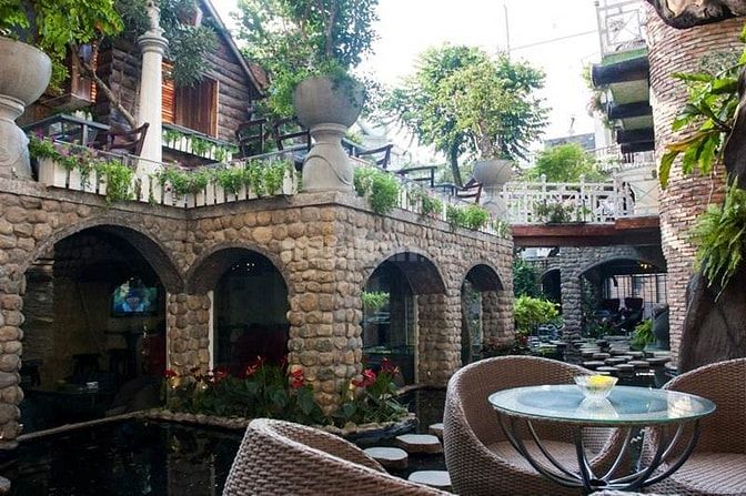 Tuyển phục vụ quán Cafe (wheel house cafe) 37135359 Tuyển phục vụ quán Cafe (wheel house cafe)
