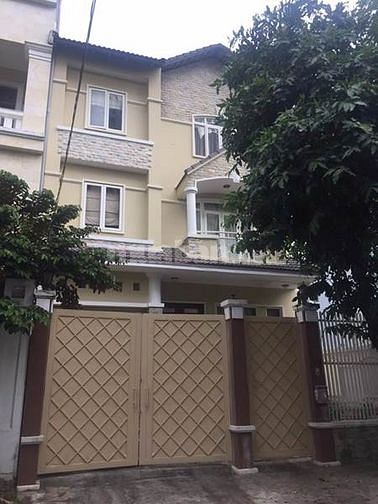 Cần bán gấp biệt thự làng đại học, 1 trệt, 2 lầu diện tích 10✖️25 37544938 Cần bán gấp biệt thự làng đại học, 1 trệt, 2 lầu diện tích 10✖️25