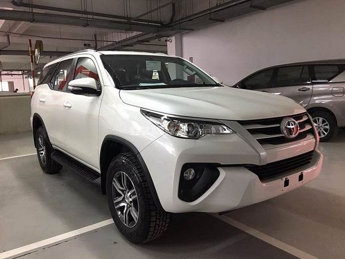 Cho thuê xe FORTUNER tự lái giá rẻ 38303884 Cho thuê xe FORTUNER tự lái giá rẻ