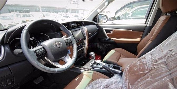 Cho thuê xe FORTUNER tự lái giá rẻ 38303884 Cho thuê xe FORTUNER tự lái giá rẻ