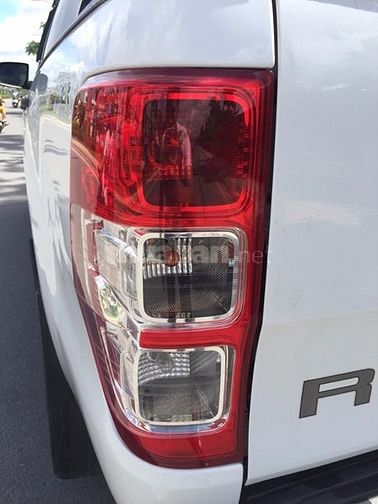 Nhà cần bán FORD RANGER 2013 trắng số sàn máy dầu nhập khẩu Thái Lan. 40923357 Nhà cần bán FORD RANGER 2013 trắng số sàn máy dầu nhập khẩu Thái Lan.