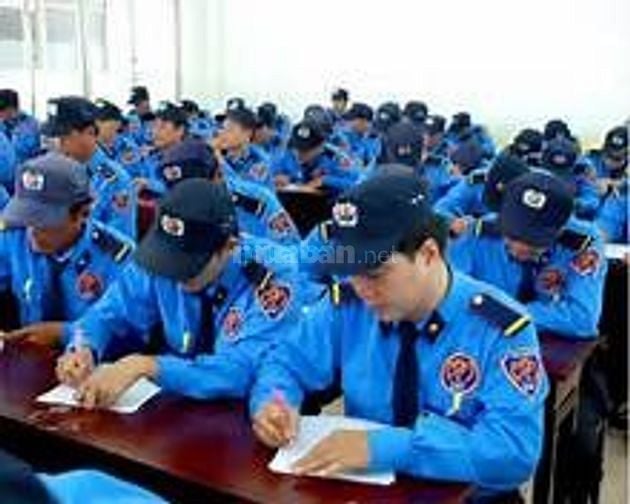 Tuyển gấp nam nữ bảo vệ trực và giám sát an ninh khu công nghiệp 28230819 Tuyển gấp nam nữ bảo vệ trực và giám sát an ninh khu công nghiệp