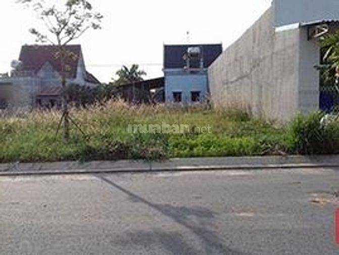 Đất ngay trung tâm thị trấn thủ thừa, DT 112m2. SHR. thổ cư 100% 42055686 Đất ngay trung tâm thị trấn thủ thừa, DT 112m2. SHR. thổ cư 100%