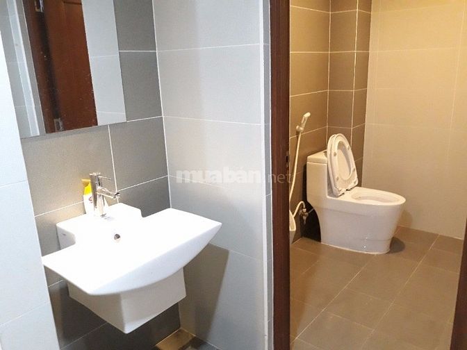 Văn Phòng Chính Chủ Cho thuê Ơ TRung Tâm Quần 2 DT 45m2 42250684 Văn Phòng Chính Chủ Cho thuê Ơ TRung Tâm Quần 2 DT 45m2