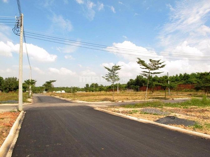 Đất xây trọ 240m2, 800tr, SHR, gần khu công nghiệp, đường lớn 42285092 Đất xây trọ 240m2, 800tr, SHR, gần khu công nghiệp, đường lớn