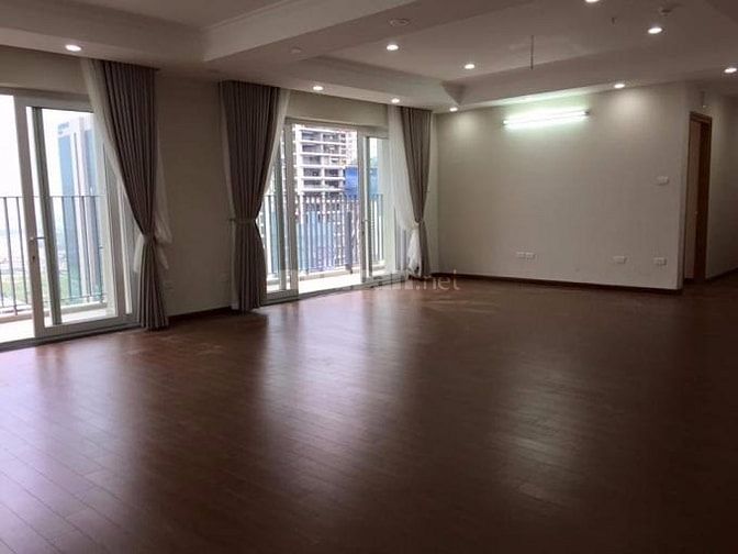 Cần cho thuê căn hộ 94m2, 2 phòng ngủ đồ cơ bản tại Golden Land, 10TR 42629979 Cần cho thuê căn hộ 94m2, 2 phòng ngủ đồ cơ bản tại Golden Land, 10TR