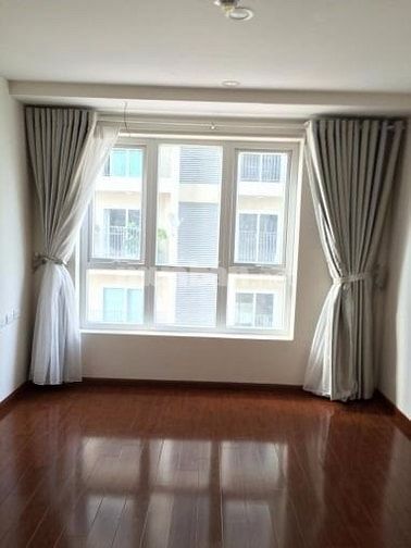 Cần cho thuê căn hộ 94m2, 2 phòng ngủ đồ cơ bản tại Golden Land, 10TR 42629979 Cần cho thuê căn hộ 94m2, 2 phòng ngủ đồ cơ bản tại Golden Land, 10TR