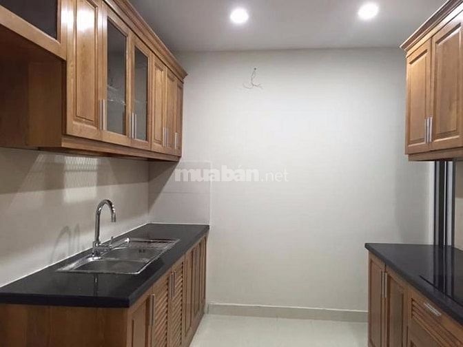 Cần cho thuê căn hộ 94m2, 2 phòng ngủ đồ cơ bản tại Golden Land, 10TR 42629979 Cần cho thuê căn hộ 94m2, 2 phòng ngủ đồ cơ bản tại Golden Land, 10TR