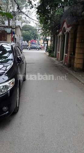 Nhà Trần Quốc Hoàn, 45m2, 5tầng, MT 4m, 8,5 tỷ, ô tô đỗ, cách Phố 20m 42798365 Nhà Trần Quốc Hoàn, 45m2, 5tầng, MT 4m, 8,5 tỷ, ô tô đỗ, cách Phố 20m