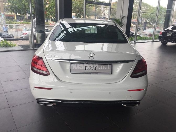 Bán xe Mercedes E250 chính hãng, mercedes E300AMG 2018, Mercedes E200 43064289 Bán xe Mercedes E250 chính hãng, mercedes E300AMG 2018, Mercedes E200