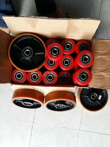 Bánh xe nâng tay chính hãng, giá rẻ 43598073 Bánh xe nâng tay chính hãng, giá rẻ