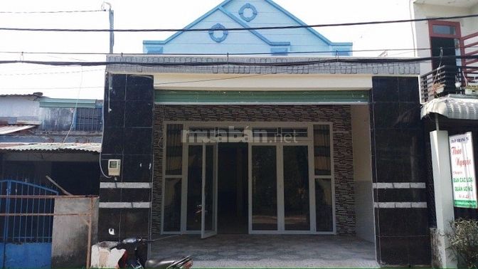 Kẹt vốn KD bán gấp căn nhà nát 9x20m2,nằm ngay MT Quốc Lộ 62,SHR 44051360 Kẹt vốn KD bán gấp căn nhà nát 9x20m2,nằm ngay MT Quốc Lộ 62,SHR