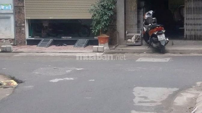 Cho thuê nhà làm văn phòng nhà trẻ, trung tâm ngoại ngữ tại Trung Kính 44103290 Cho thuê nhà làm văn phòng nhà trẻ, trung tâm ngoại ngữ tại Trung Kính