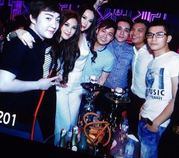 Nhân viên Nữ phục vụ Karaoke Thu nhập cao 44094206 Nhân viên Nữ phục vụ Karaoke Thu nhập cao