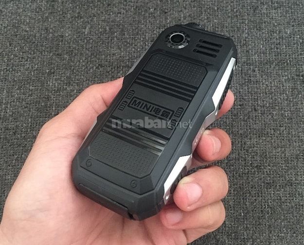 Điện thoại Land Rover A10 pin dùng 10 ngày,2 sim,loa to,mới 100% 44573091 Điện thoại Land Rover A10 pin dùng 10 ngày,2 sim,loa to,mới 100%