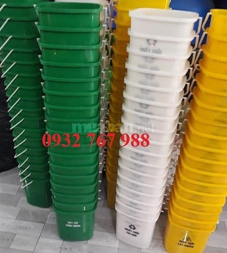 Xô đựng kim tiêm y tế, thùng đựng rác thải y tế, thùng rác y tế 44809772 Xô đựng kim tiêm y tế, thùng đựng rác thải y tế, thùng rác y tế