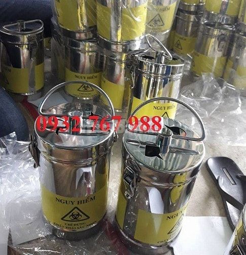 Xô đựng kim tiêm y tế, thùng đựng rác thải y tế, thùng rác y tế 44809772 Xô đựng kim tiêm y tế, thùng đựng rác thải y tế, thùng rác y tế