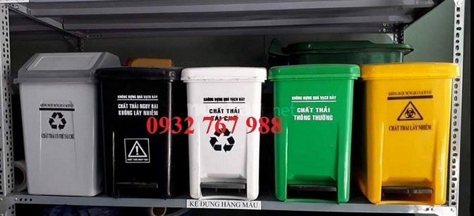 Xô đựng kim tiêm y tế, thùng đựng rác thải y tế, thùng rác y tế 44809772 Xô đựng kim tiêm y tế, thùng đựng rác thải y tế, thùng rác y tế