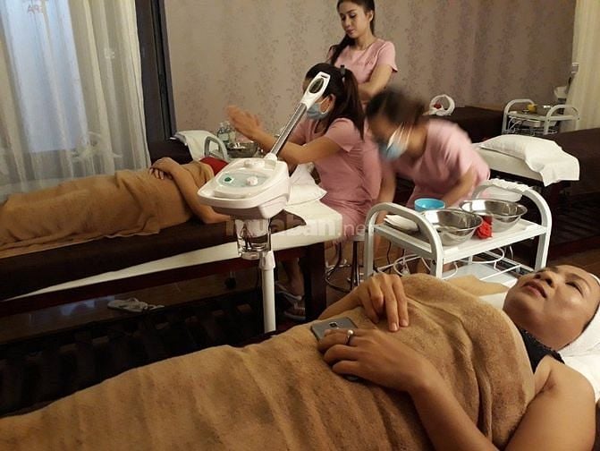 Sang nhượng Spa, thanh lý đồ dùng Spa, dụng cụ, máy Spa, thiết bị Spa