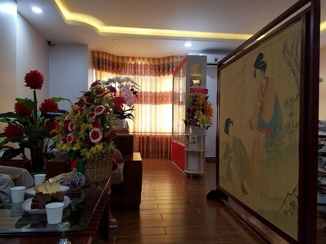 Sang nhượng Spa, thanh lý đồ dùng Spa, dụng cụ, máy Spa, thiết bị Spa