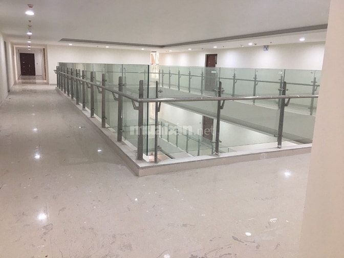 Tôi cần bán căn Penhouse CT4 Vimeco, Nguyễn Chánh DT 282,7m2. Căn đẹp