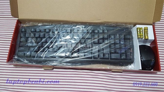 Combo chuột và bàn phím ko dây Genius KB-8000X | Bộ combo mouse & Key 45870458 Combo chuột và bàn phím ko dây Genius KB-8000X | Bộ combo mouse & Key