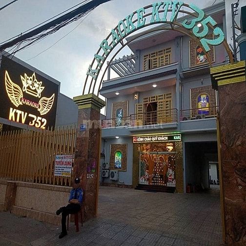 Tuyển Nhân Viên Karaoke Lương Cao 46003584 Tuyển Nhân Viên Karaoke Lương Cao