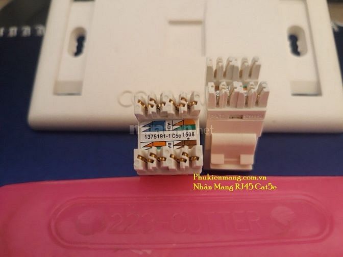 Jack mạng ,Ổ Cắm mạng,Ổ cắm mạng 1 cổng cat5 Commscope 46521178 Jack mạng ,Ổ Cắm mạng,Ổ cắm mạng 1 cổng cat5 Commscope
