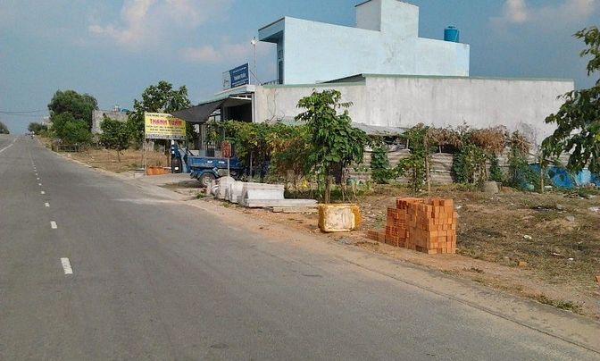 Cần tiền nên ra đi gấp lô đất mt đường quốc lộ1 shr xdtd 46701355 Cần tiền nên ra đi gấp lô đất mt đường quốc lộ1 shr xdtd