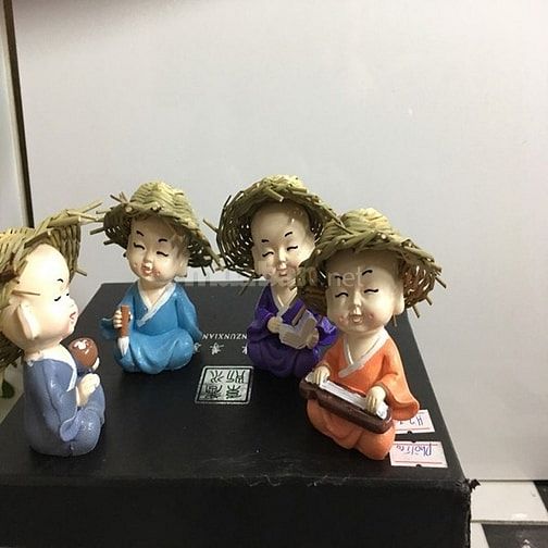 Tượng chú tiểu trang trí ô tô, xe hơi 46721413 Tượng chú tiểu trang trí ô tô, xe hơi