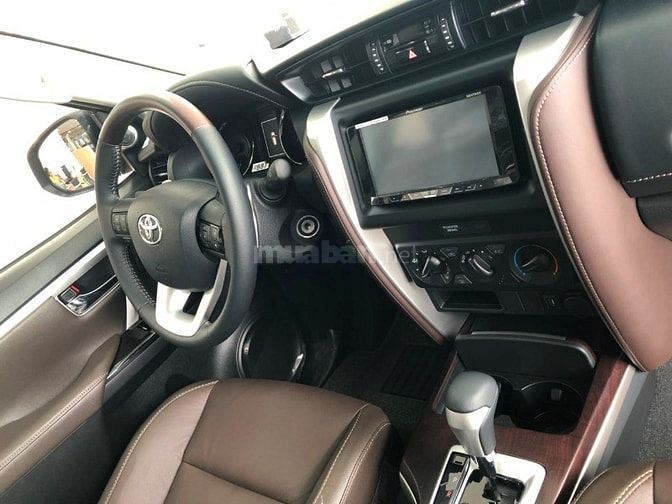 Bán xe Toyota Fortuner 2.4G (4x2) số tự động màu bạc - XE NHẬP 46725835 Bán xe Toyota Fortuner 2.4G (4x2) số tự động màu bạc - XE NHẬP