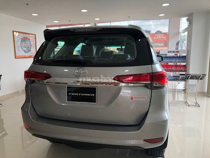 Bán xe Toyota Fortuner 2.4G (4x2) số tự động màu bạc - XE NHẬP 46725835 Bán xe Toyota Fortuner 2.4G (4x2) số tự động màu bạc - XE NHẬP
