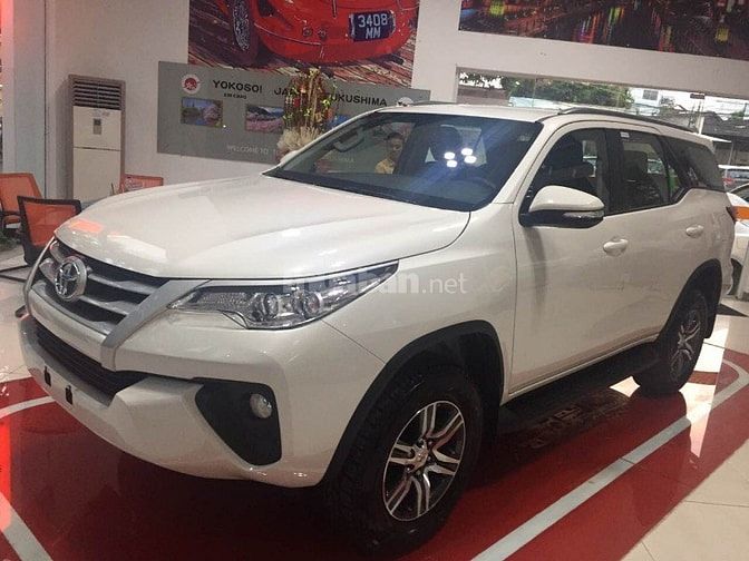 Fortuner 2.4G số sàn máy dầu màu trắng giao ngay 46730116 Fortuner 2.4G số sàn máy dầu màu trắng giao ngay