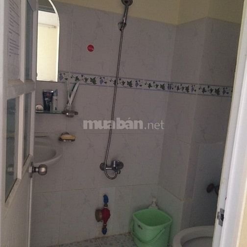 Phòng máy lạnh - gần dh tôn đức thắng 1km
