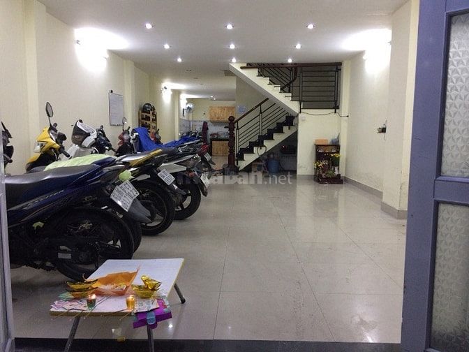 Phòng máy lạnh - gần dh tôn đức thắng 1km