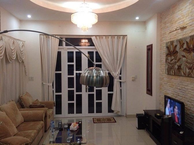 Bán gấp biệt thự sadeco phước kiển A , 5pn full nội thất giá 13 tỷ 9