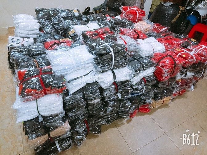 Chuyên thu mua thanh lý thời trang nữ SLL giá cao. 47389149 Chuyên thu mua thanh lý thời trang nữ SLL giá cao.